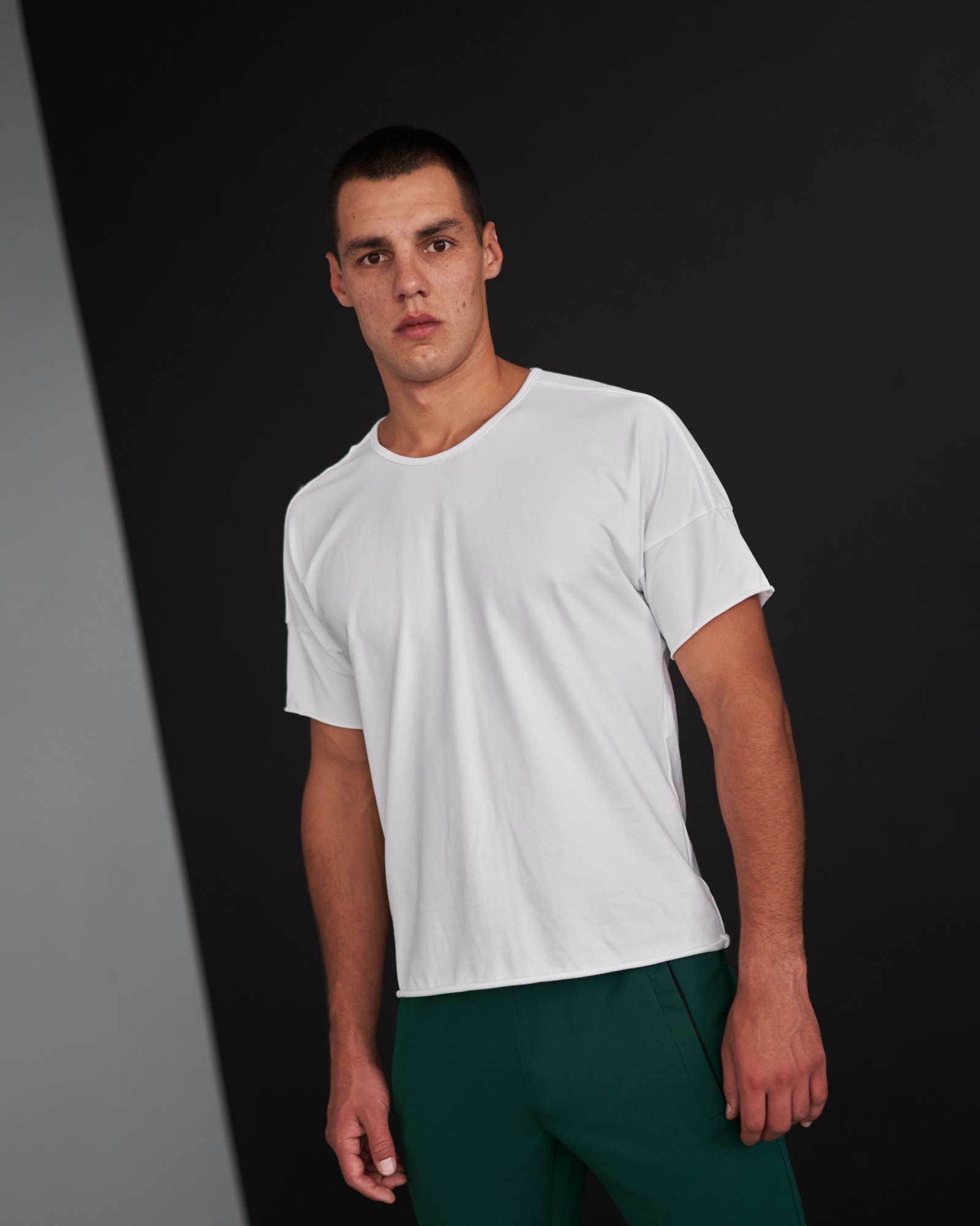 

Мужская футболка GR8 active wear модель FTupside-белый размер, Мужская футболка GR8 active wear модель FTupside-белый размер 3XL