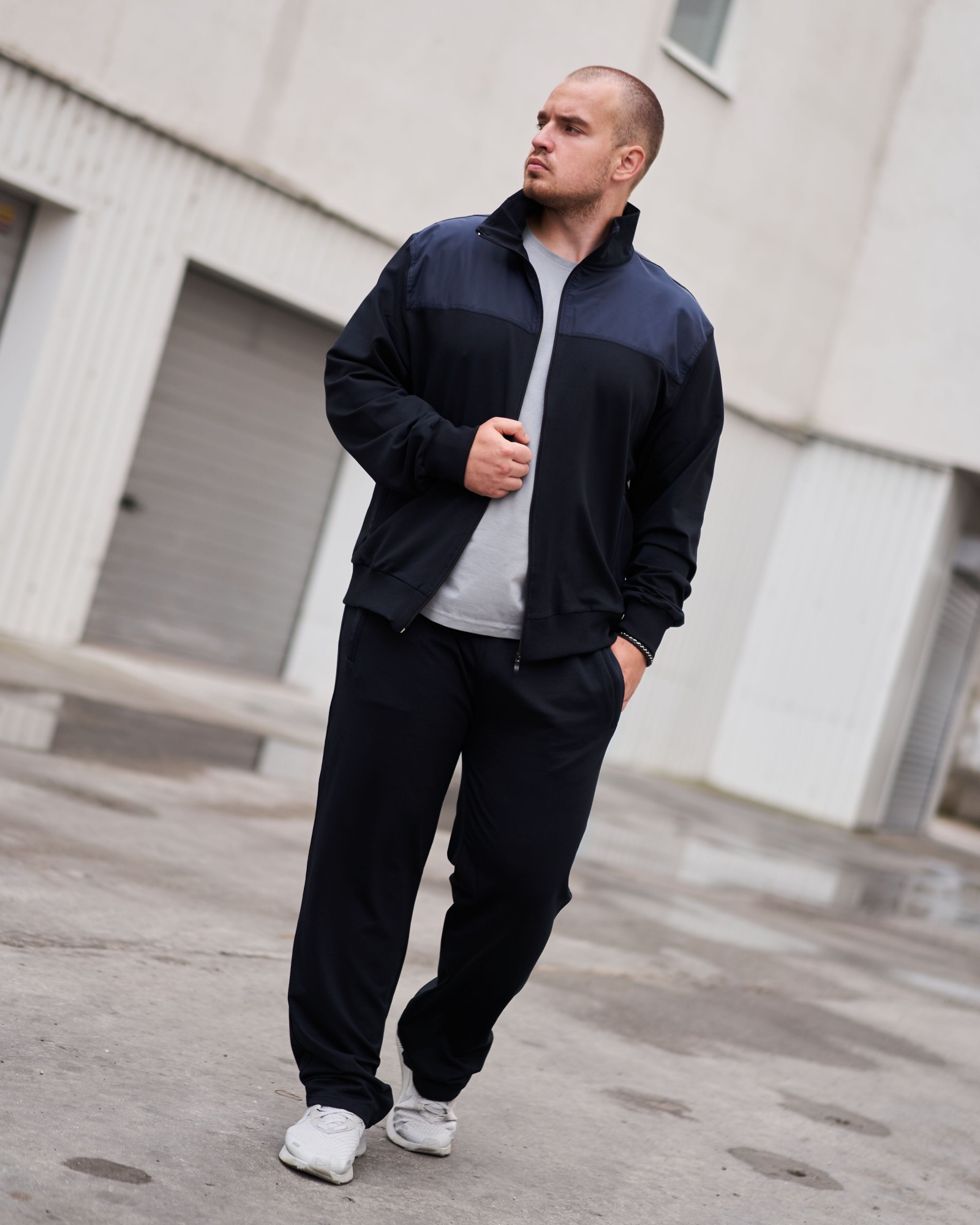 

Спортивный костюм тонкий GR8 active wear модель 33т2b-pl-синий размер, Спортивный костюм тонкий GR8 active wear модель 33т2b-pl-синий размер 5XL