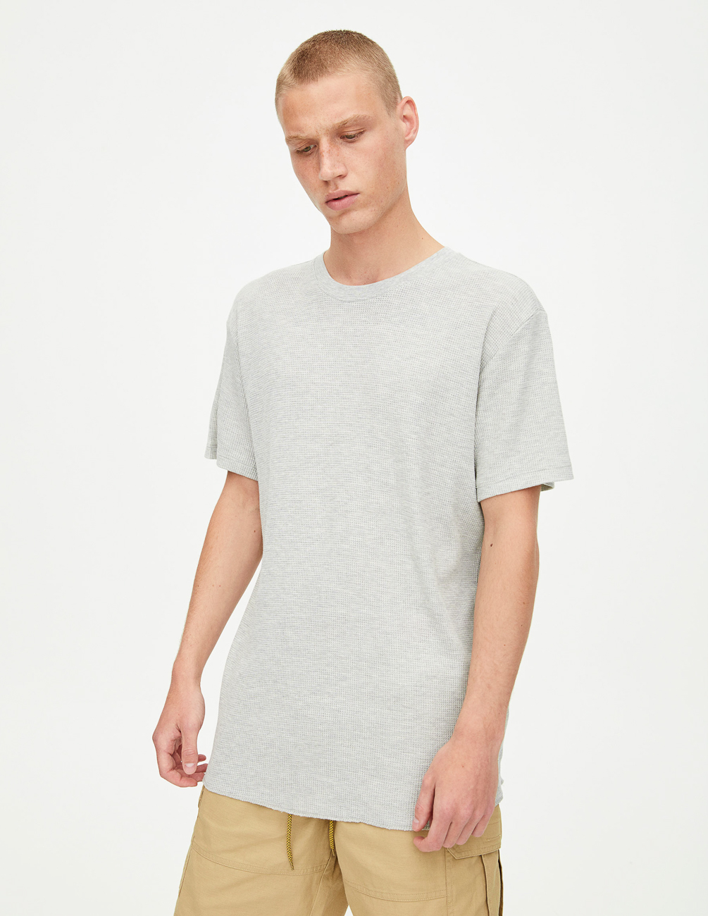 

Футболка PULL & BEAR М0111688 (5246/550/827) цвет серый L