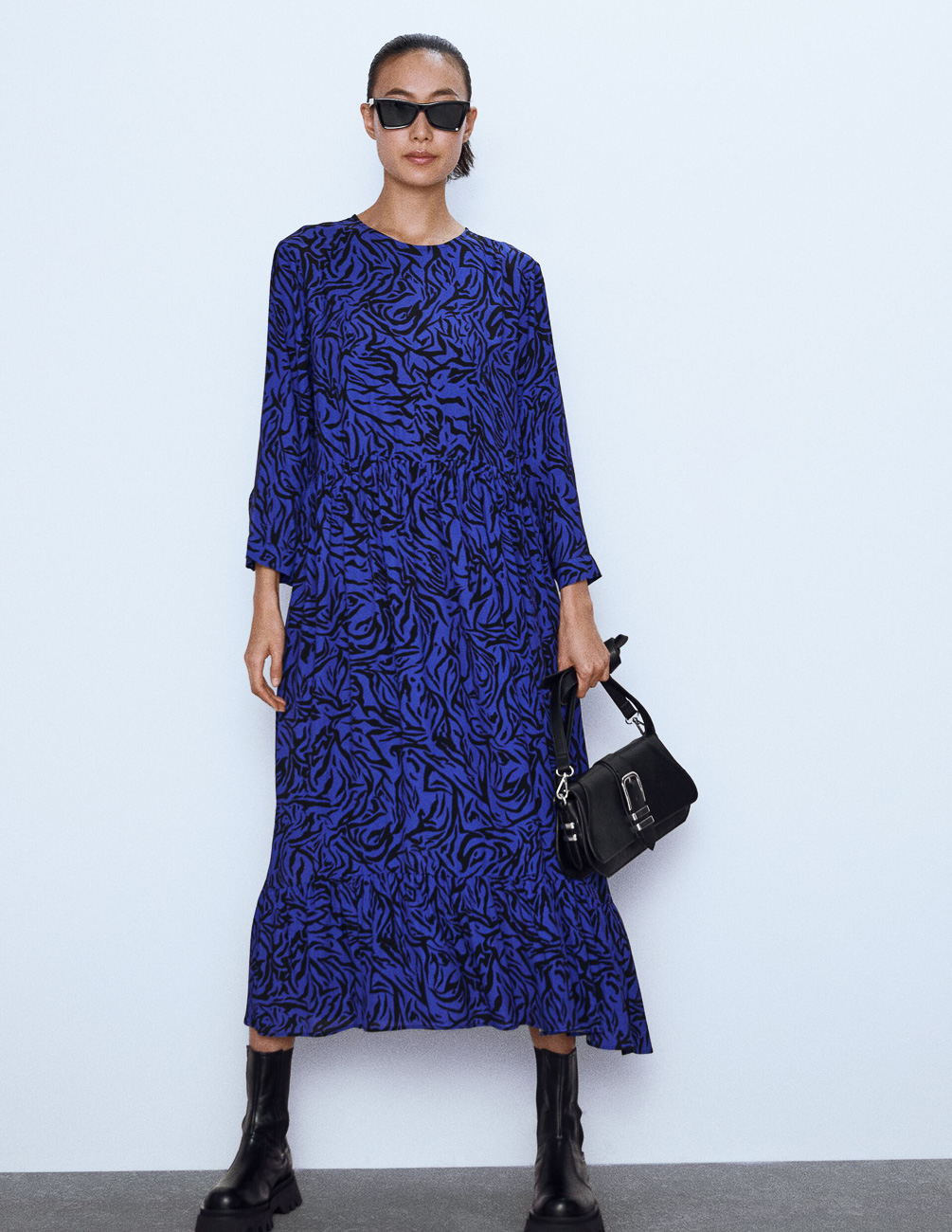 

Платье Zara Ж1060008 (0034/244/400) цвет синий XS