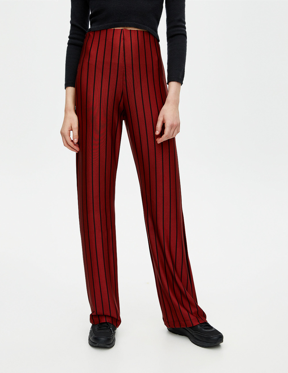 

Брюки PULL & BEAR Ж1070333 цвет красный, Брюки PULL & BEAR Ж1070333 цвет красный M