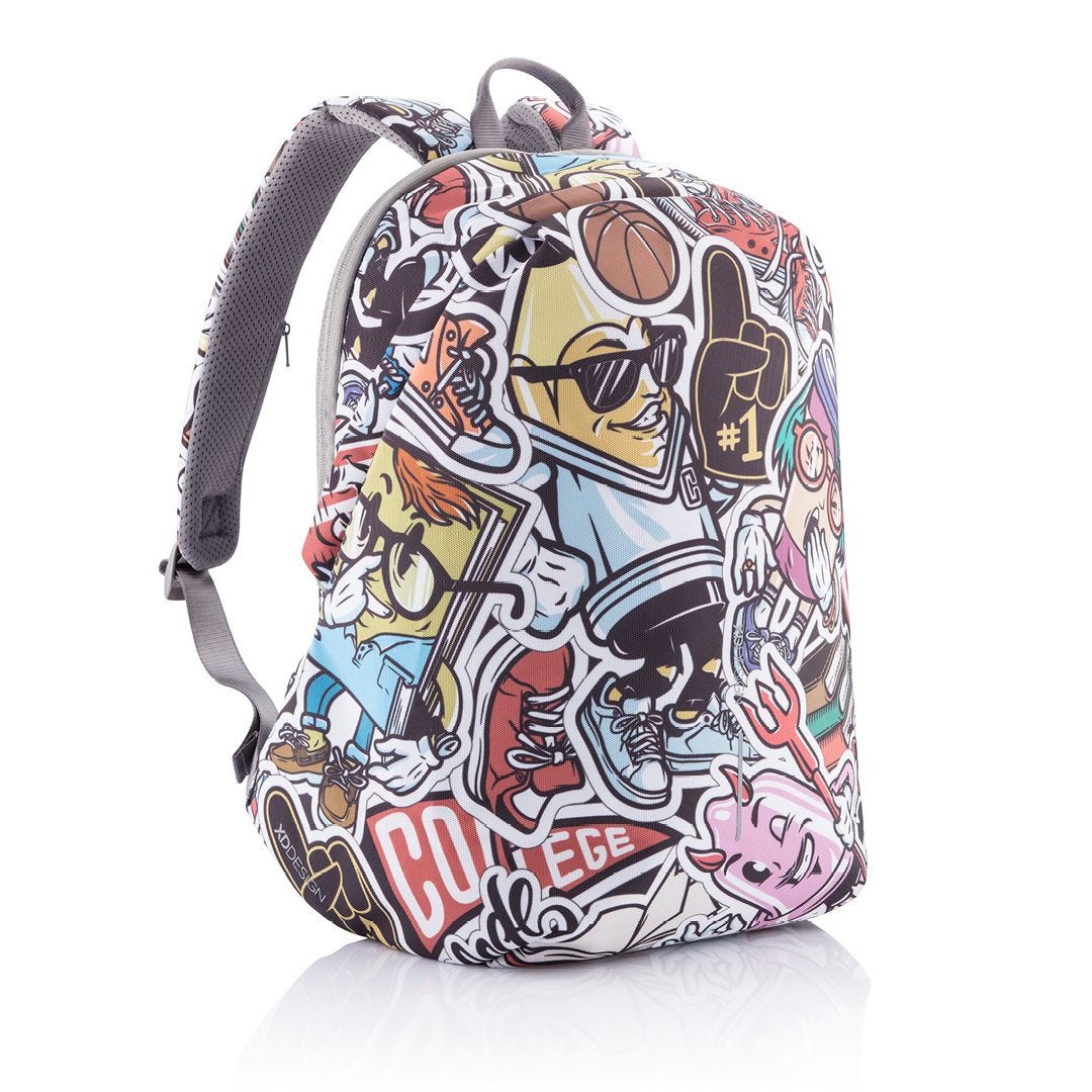 

Рюкзак антивор XD Design Bobby Soft Art 15,6" Graffiti (P705.868)