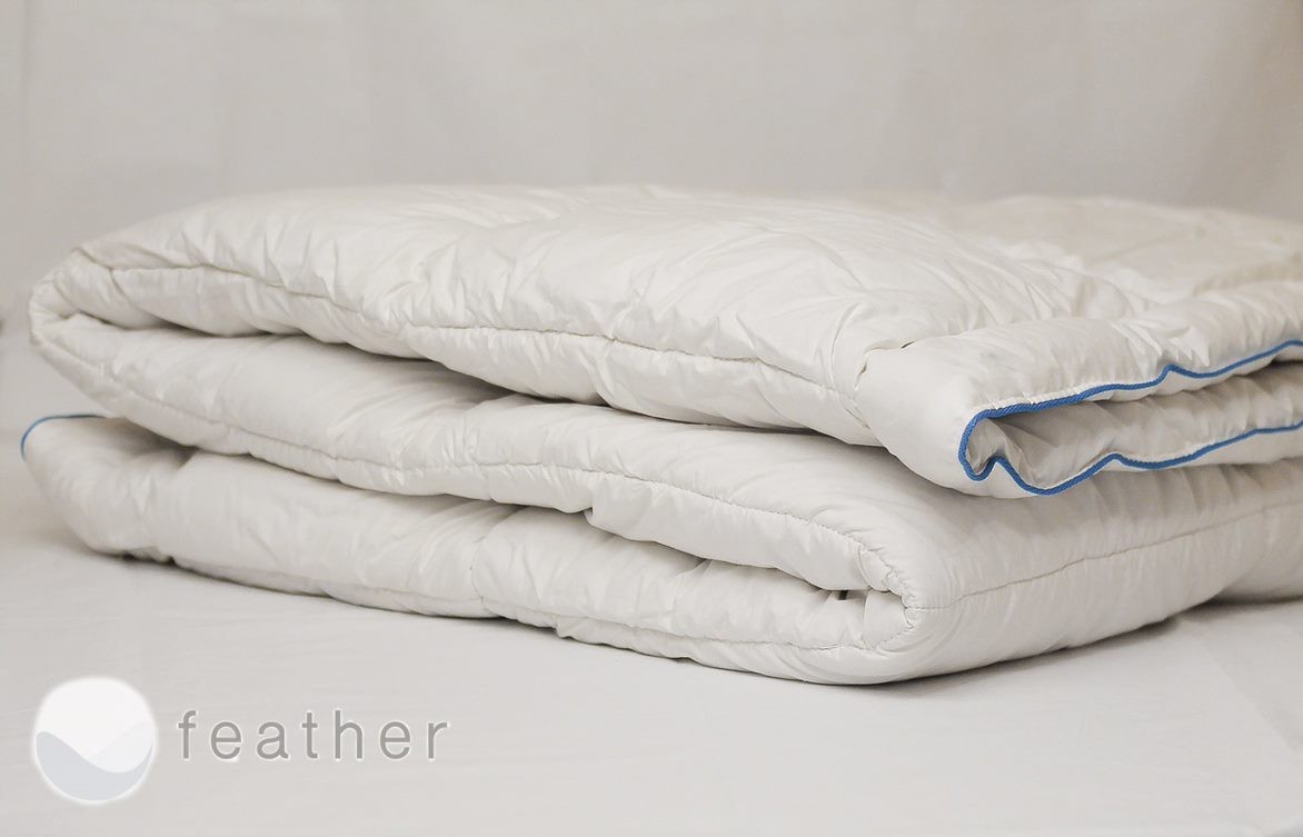 

Одеяло шерстяное WHITE GARMONYA 180 х 220 c кантом PERYNKA
