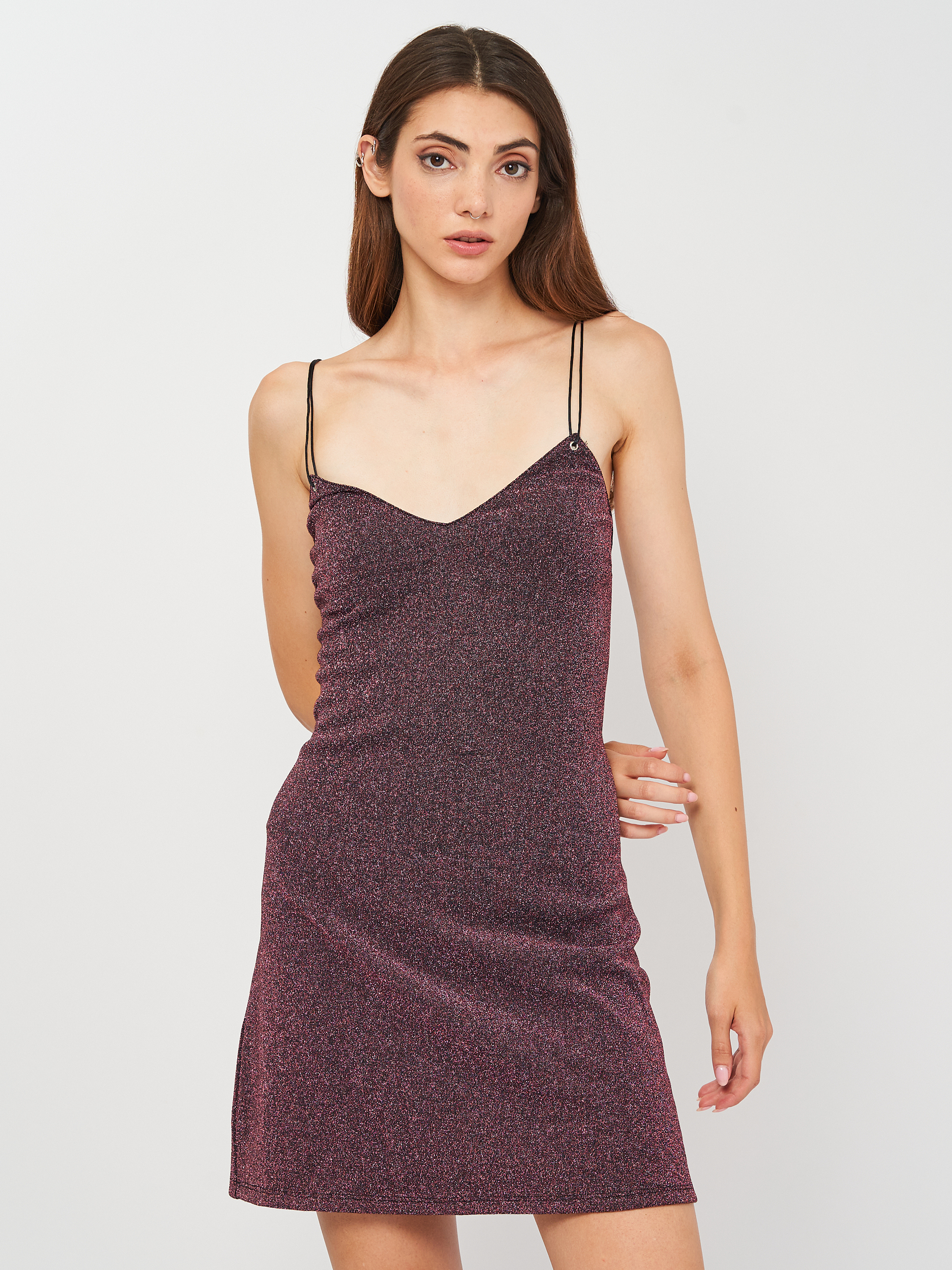 

Платье Bershka 5392/187/800 L Черное с бордовым