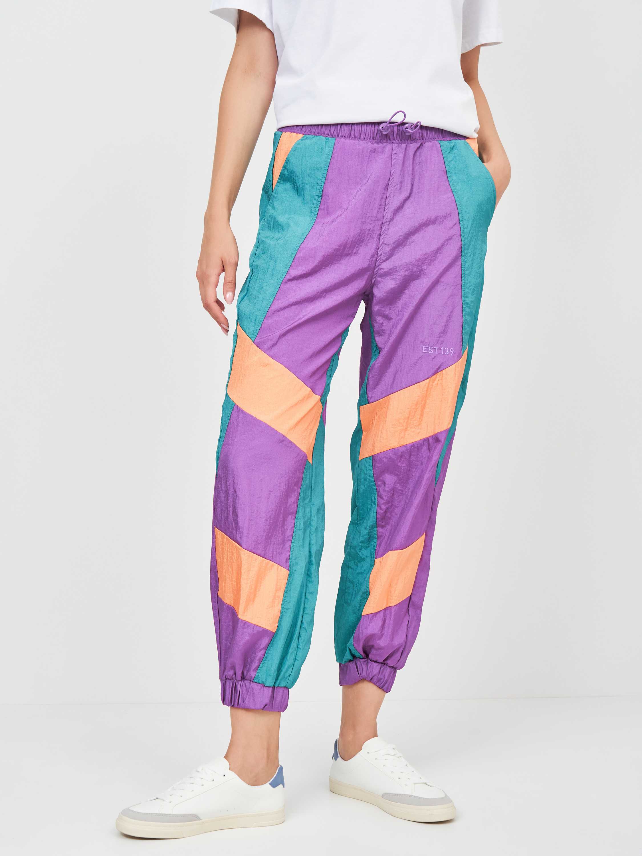 

Брюки Bershka 5069/085/611 M Фиолетовые