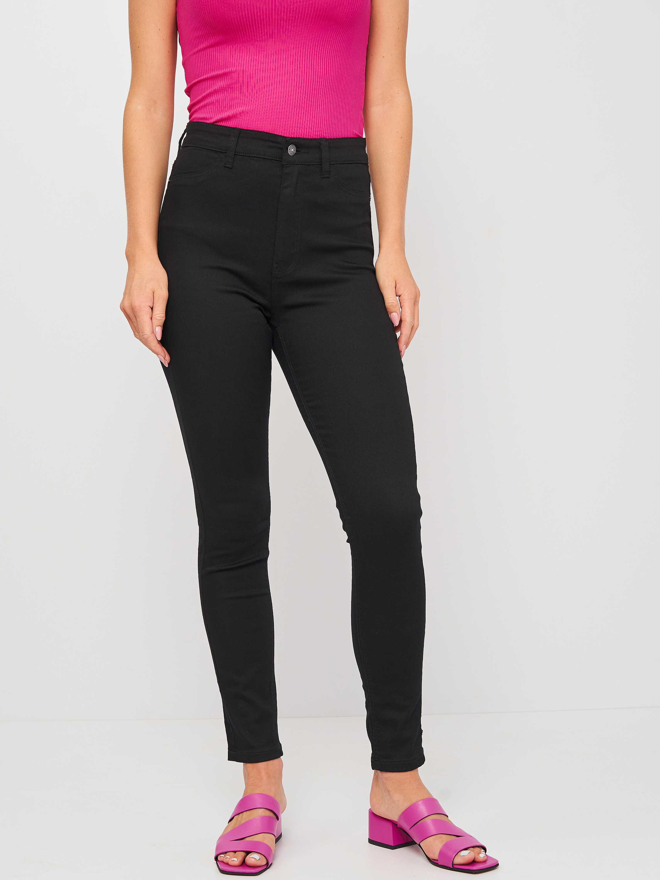 

Брюки Stradivarius 4500/324/001  Черные, Брюки Stradivarius 4500/324/001 40 Черные