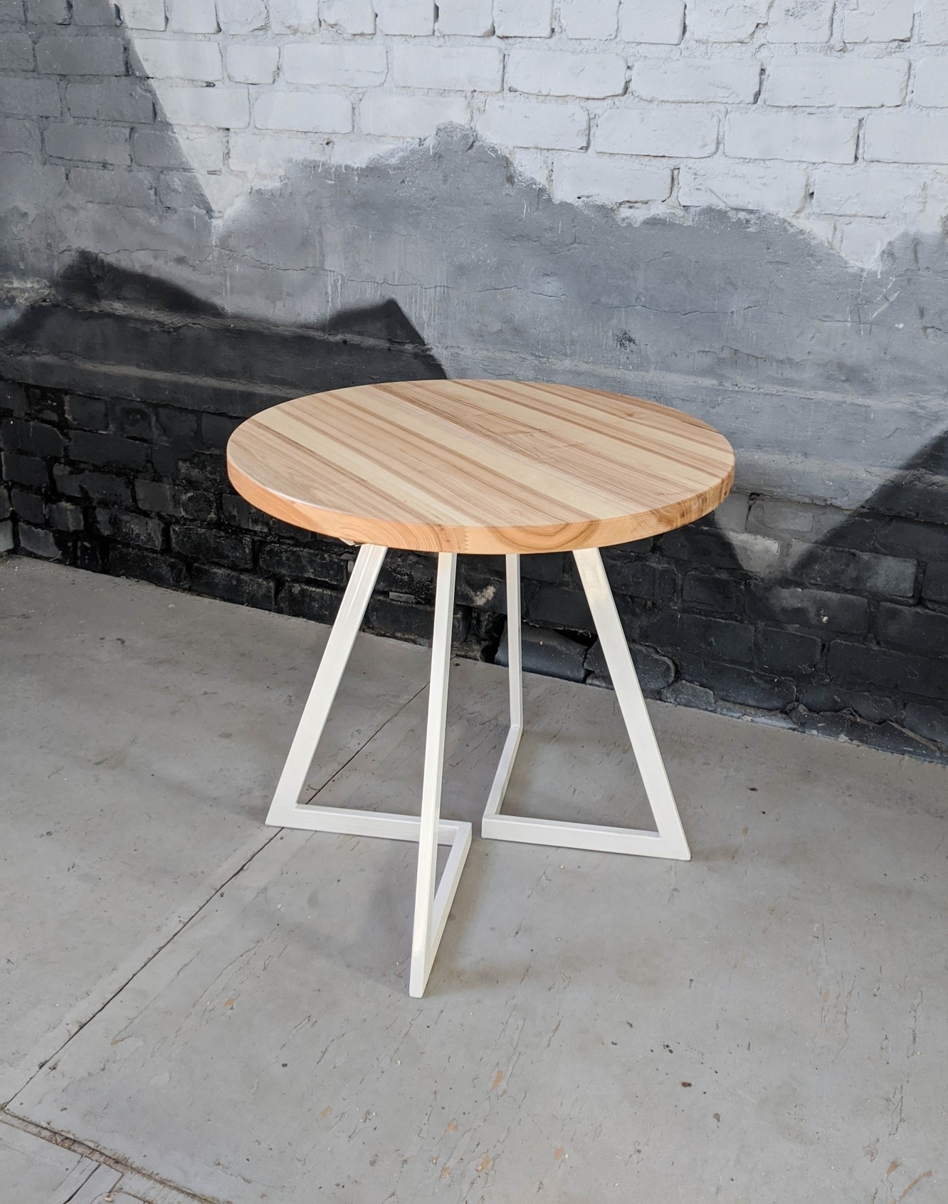 

Круглый стол лофт Mwood loft -mark3 ( D1000 мм ) сосна натуральное дерево
