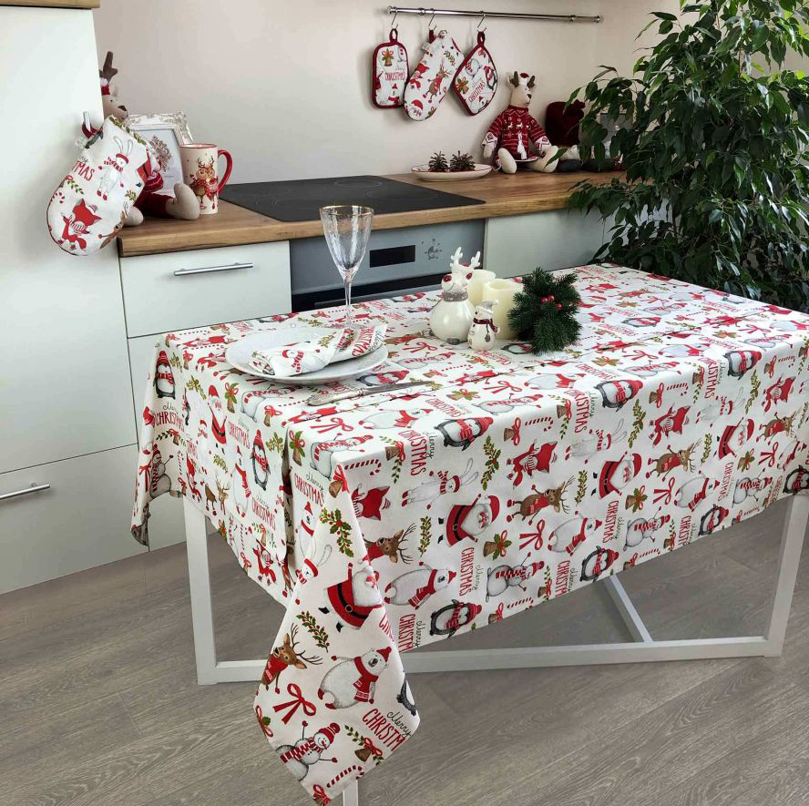 

Скатерть на стол Прованс Веселый Санта 120х136