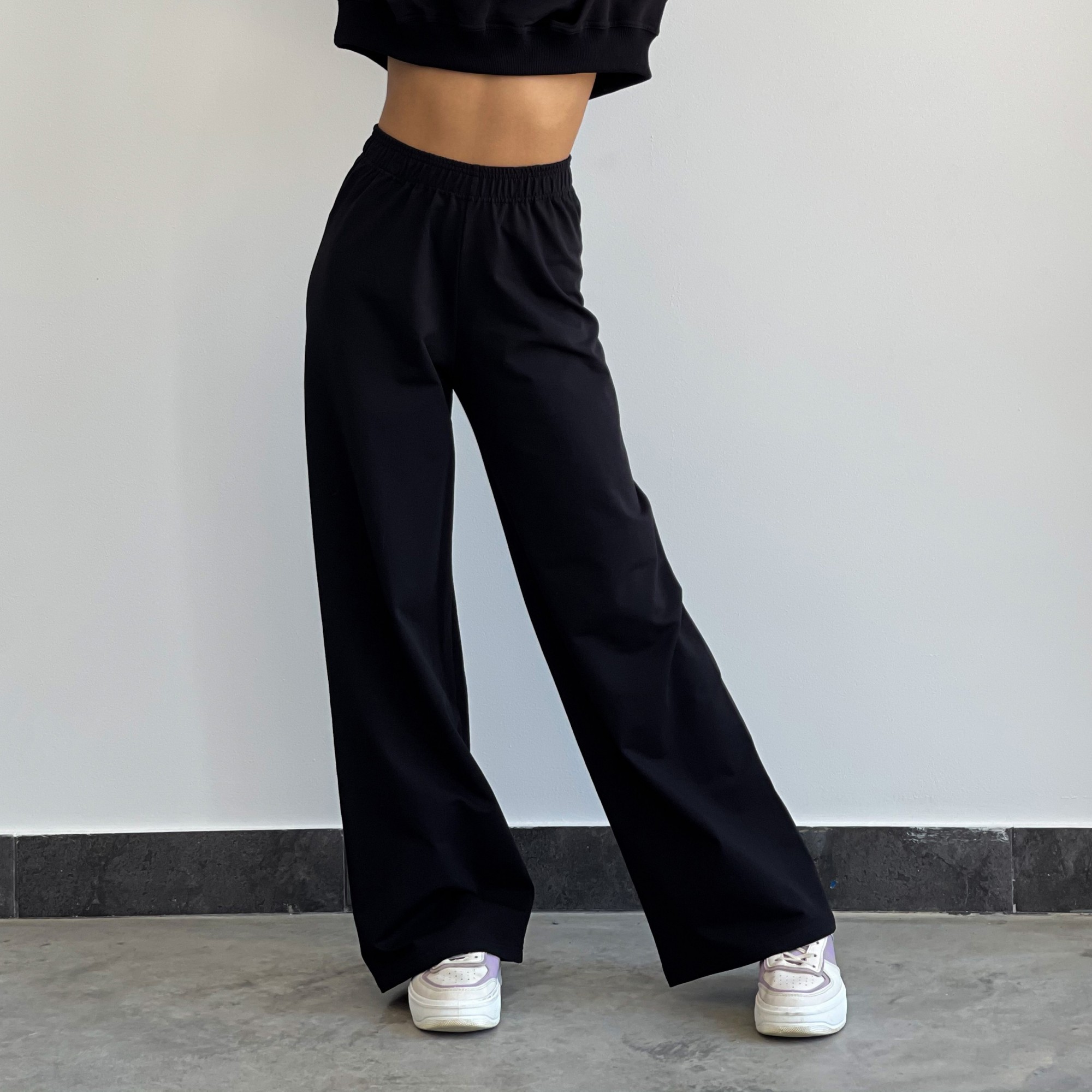 

Штаны Baysho широкие Двунитка XS Черные (bd1001-100)