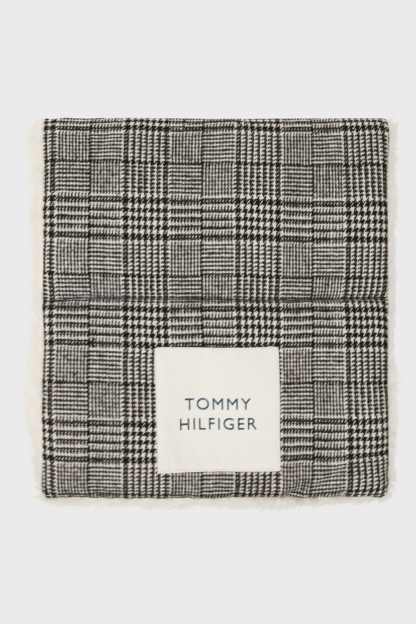 

Женский шарф в клетку SHEARLING PUFFER SCARF Tommy Hilfiger OS AW0AW07216