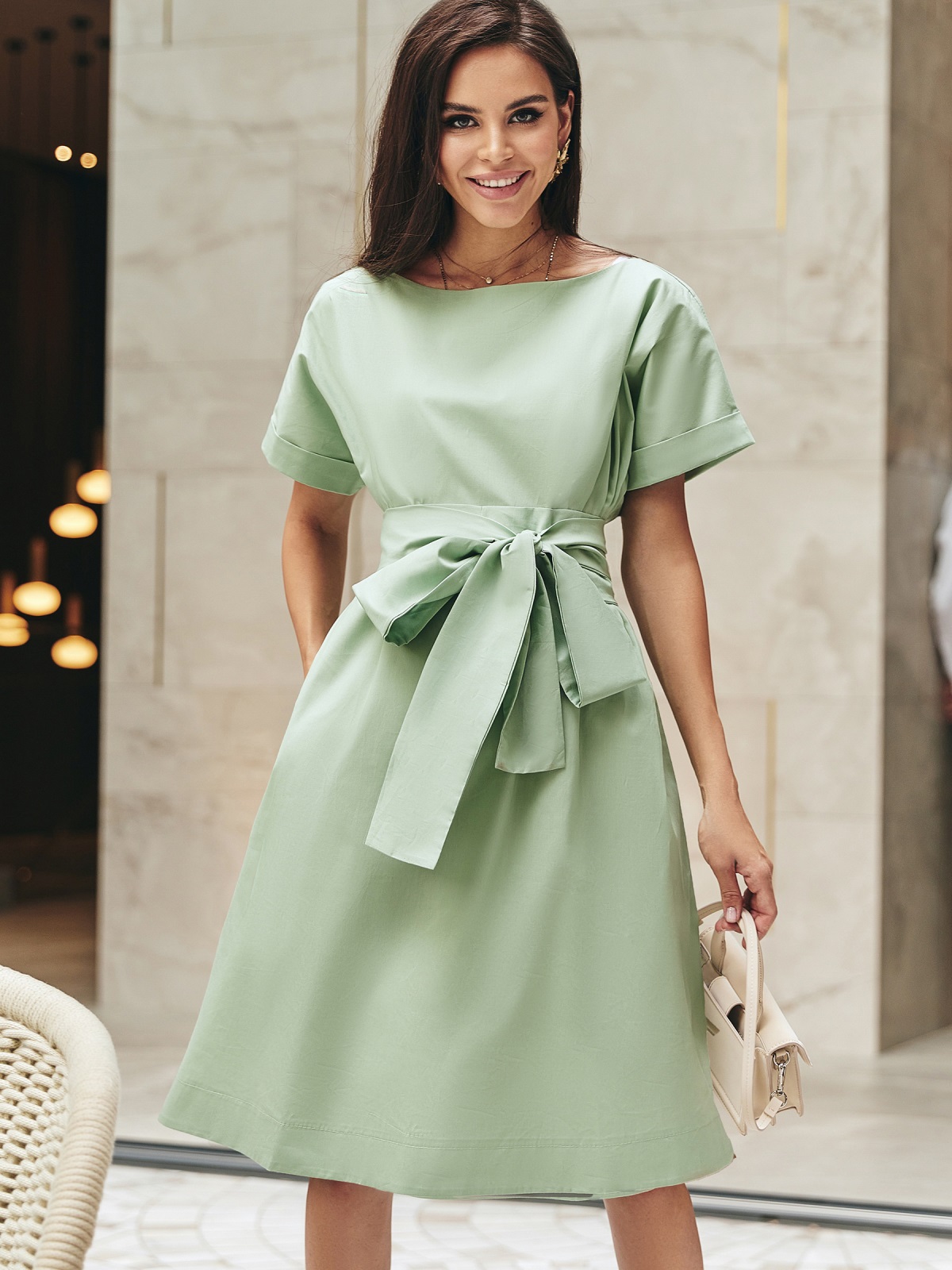 

Платье Dressa 54688 44-50 Зеленое