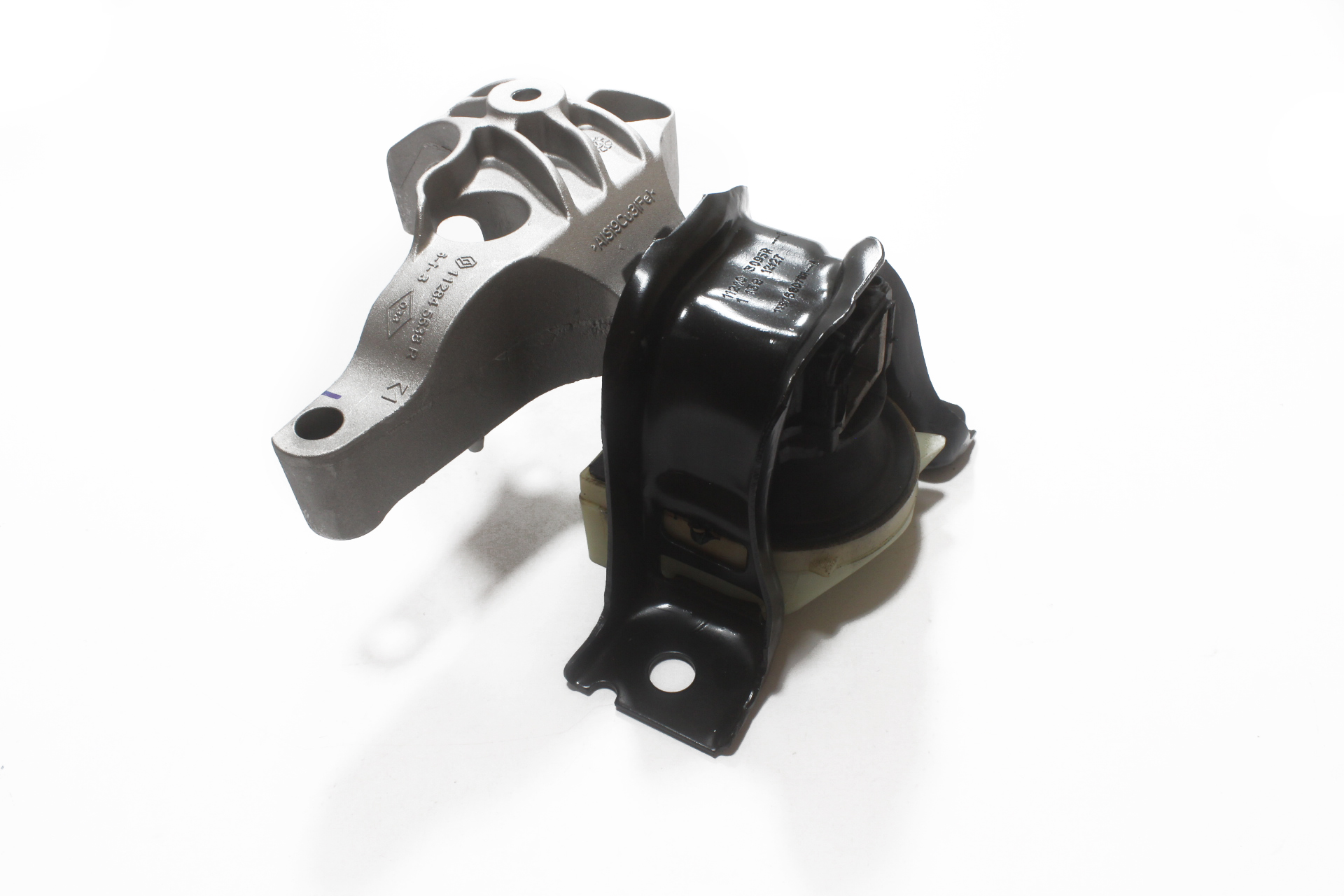 

Подушка двигателя верхняя правая на Renault Logan, Clio, Dokker, Sandero (12-), Duster (10-), Captur (13-) 1.5d K9K 1.5dci 113758078 Original