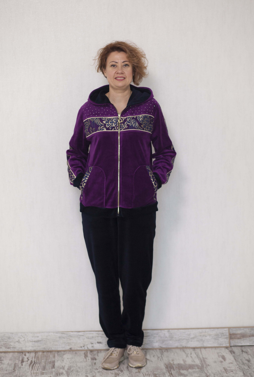 

Костюм Miss Miss велюровый с капюшоном 5XL Черно-сиреневый 3130