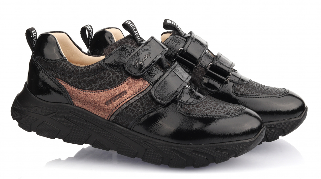 

Кроссовки TOPITOP 727 женские чёрные, лак. Размер 40