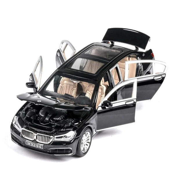 

Машинка игрушечная коллекционная ТК Union Group BMW 760 металлическая с подсветкой фар и звуками 1:24 Черный (1616606)