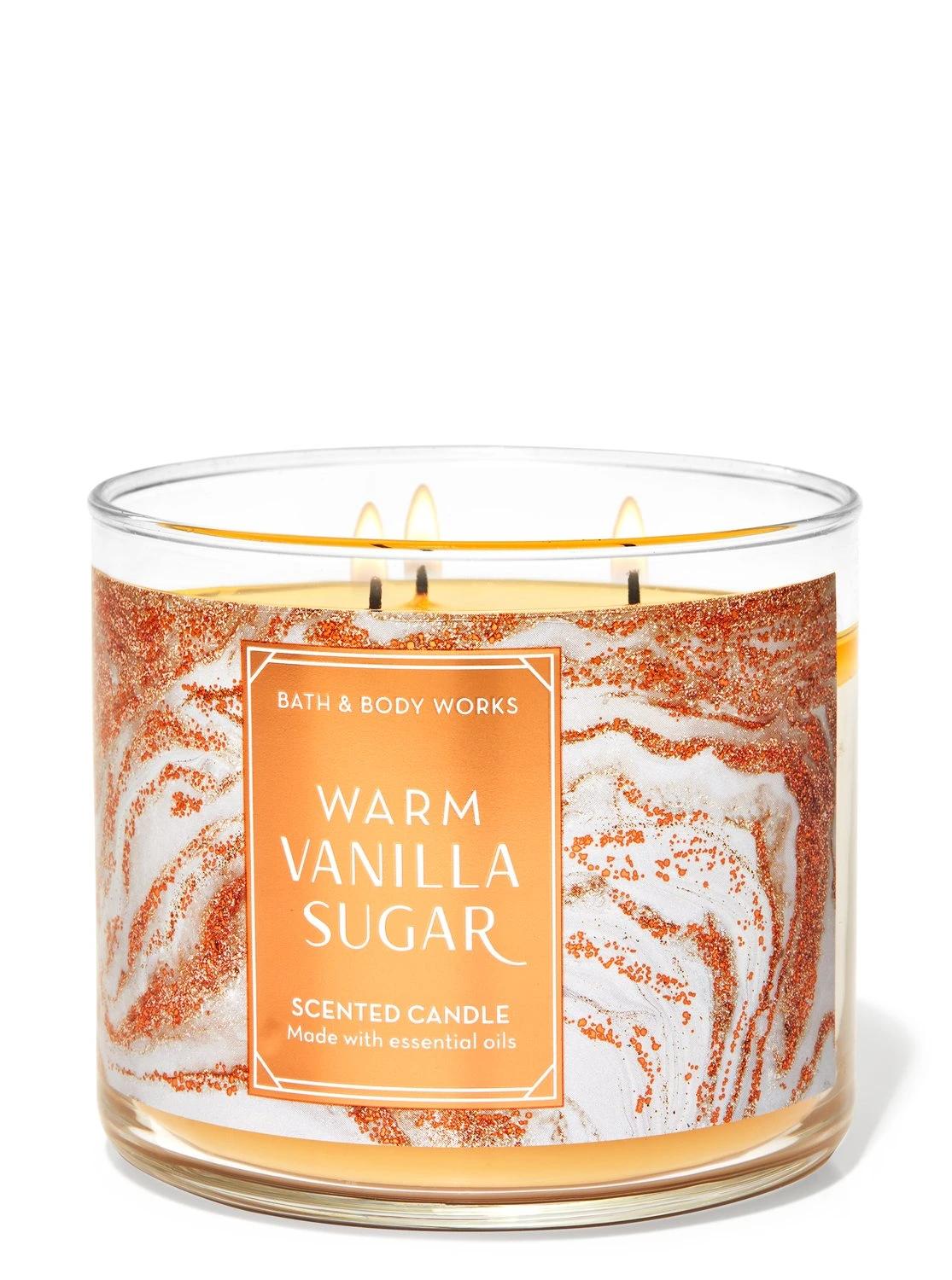 

Свеча ароматизированная WARM VANILLA SUGAR Bath & Body Works BBW0250W 411 г Светло-желтый