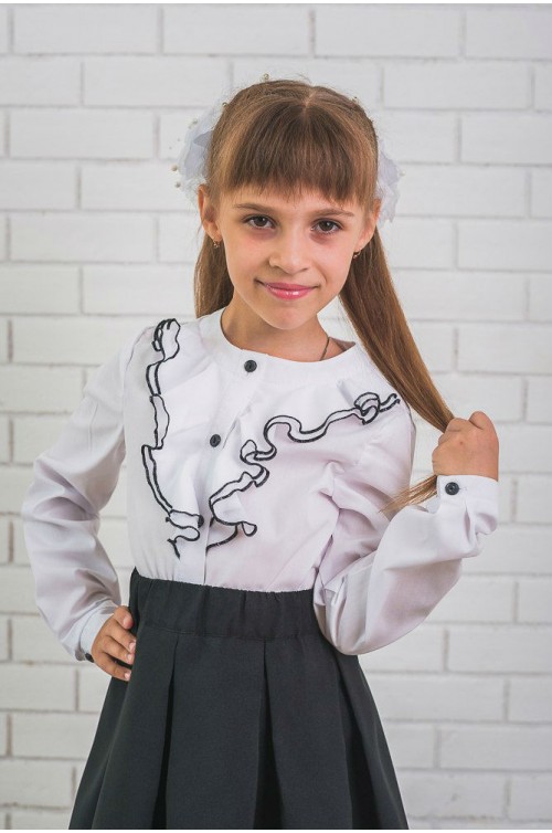 

Fashions • Детская блузка Анна Fashions 152 белый (01231-ве)