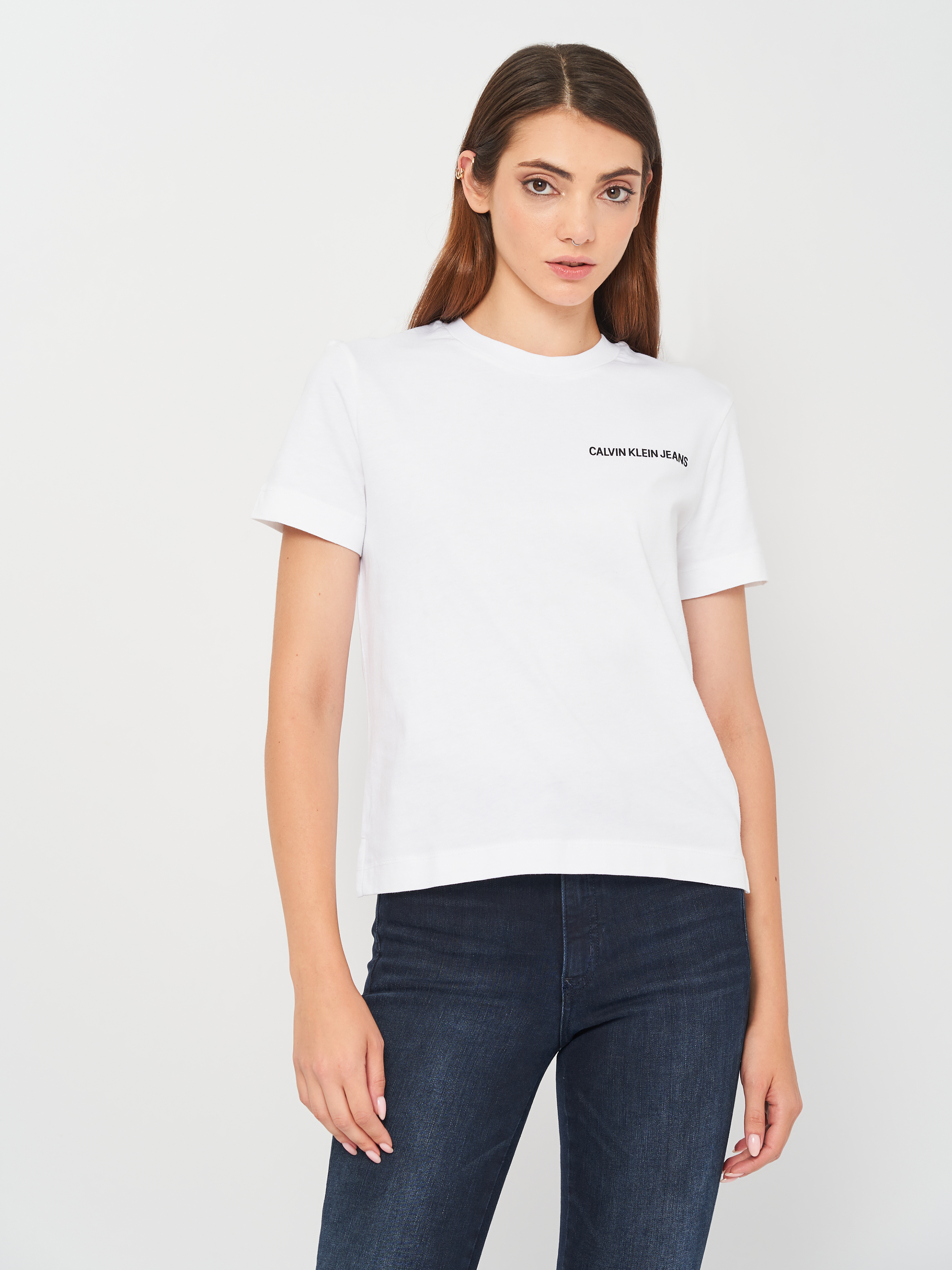 

Футболка Calvin Klein Jeans Vertical Logo Tee J20J216256-YAF  White, Футболка Calvin Klein Jeans Vertical Logo Tee J20J216256-YAF L White