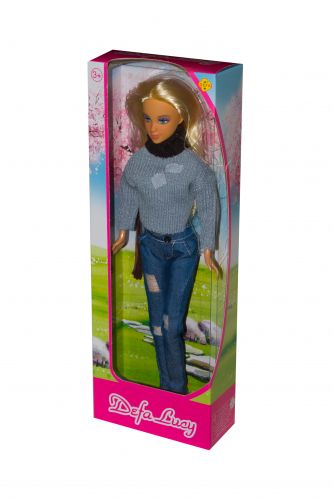 

Кукла "Defa Lucy" (в сером свитере)