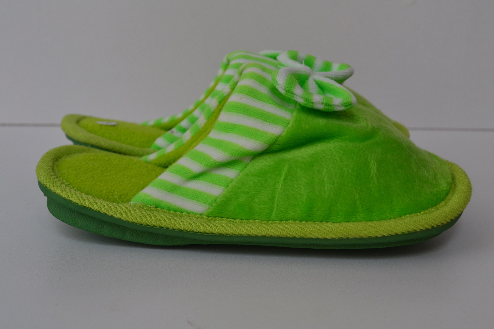 

Комнатные тапочки для девочек Alex C25 green 28/29 (16,5)