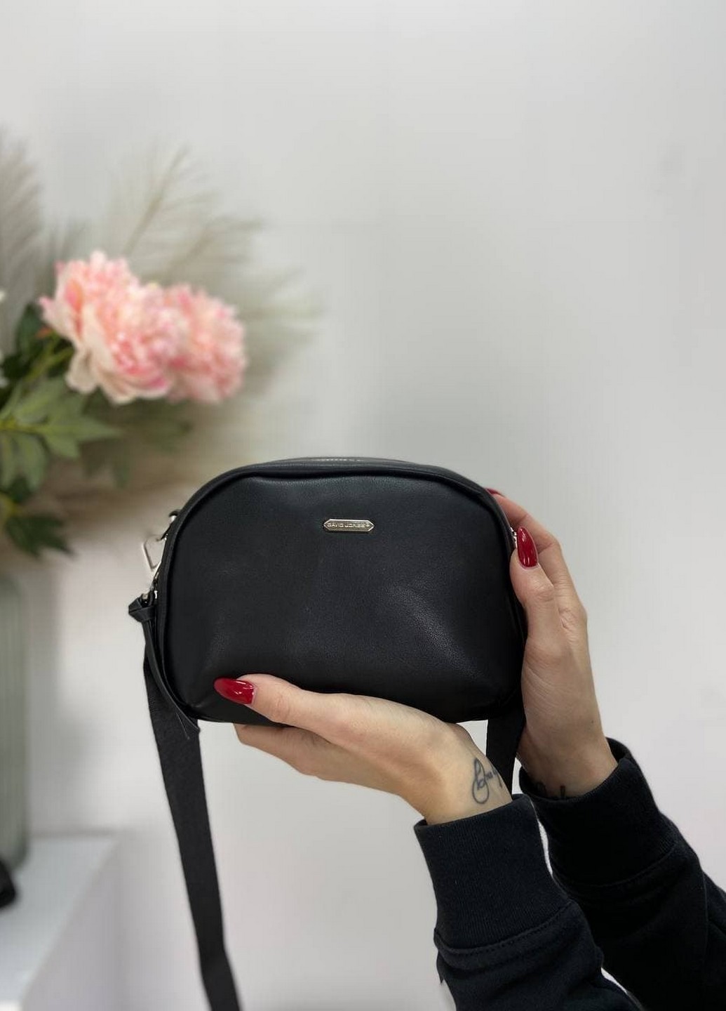 

Женская сумка 20 17 8 см David Jones эко-кожа черная