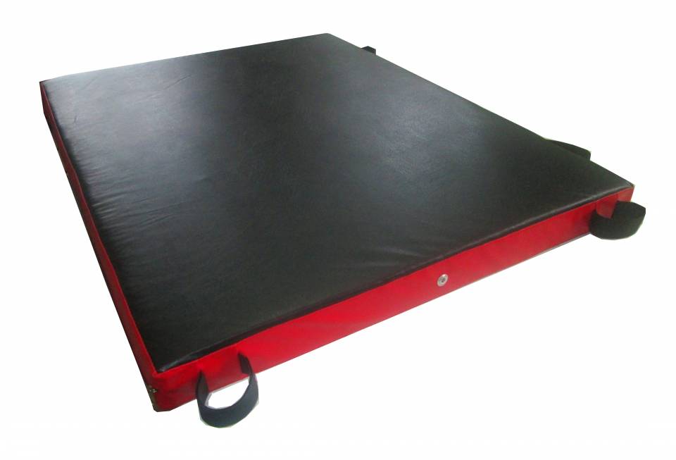 

Мат спортивный с липучками Tia-Sport для ШС 100х100х8 см Тia-sport черно-красный (sm-0132)