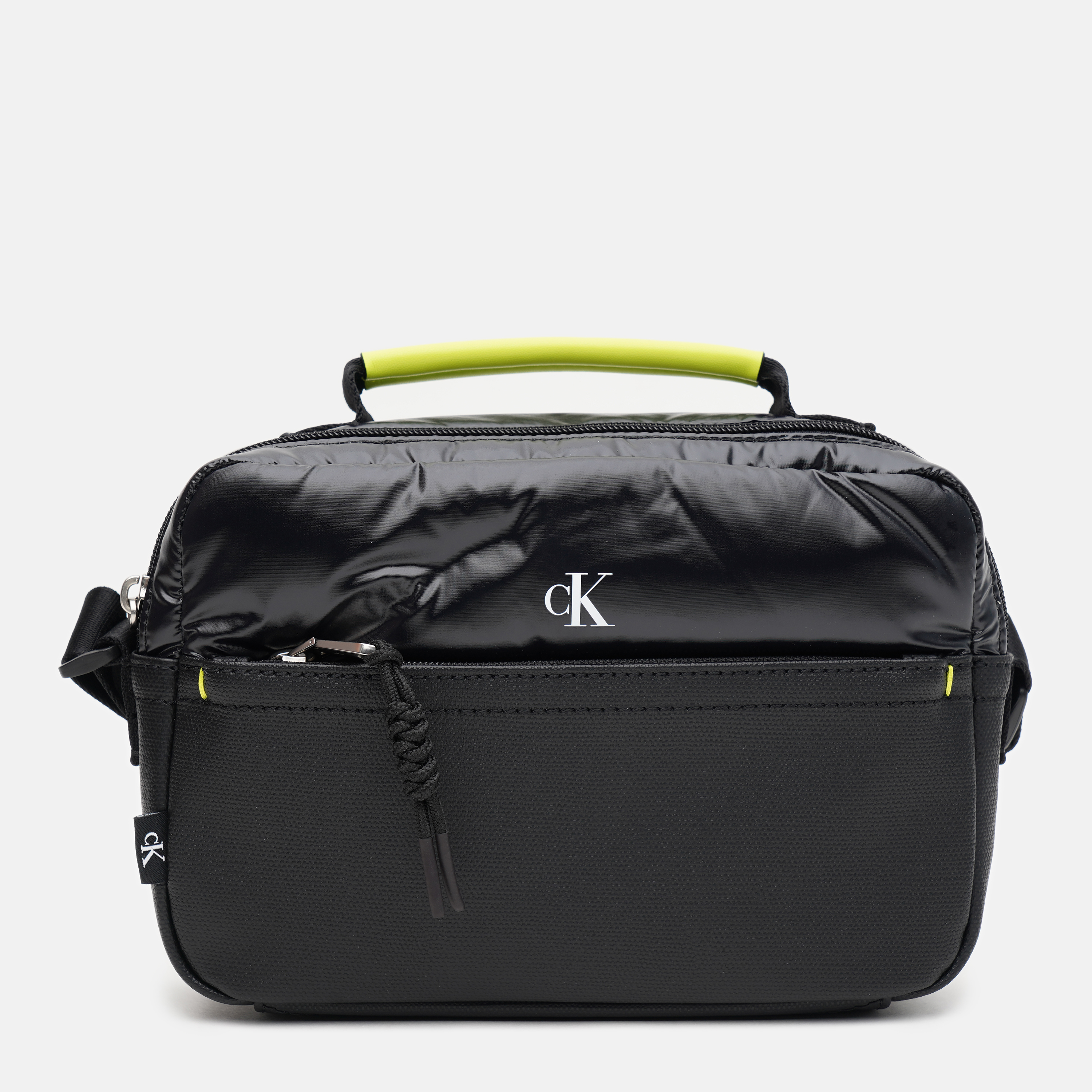 

Сумка женская Calvin Klein Jeans Sport essential camera bag puf K60K608695-BDS NOSIZE Черная