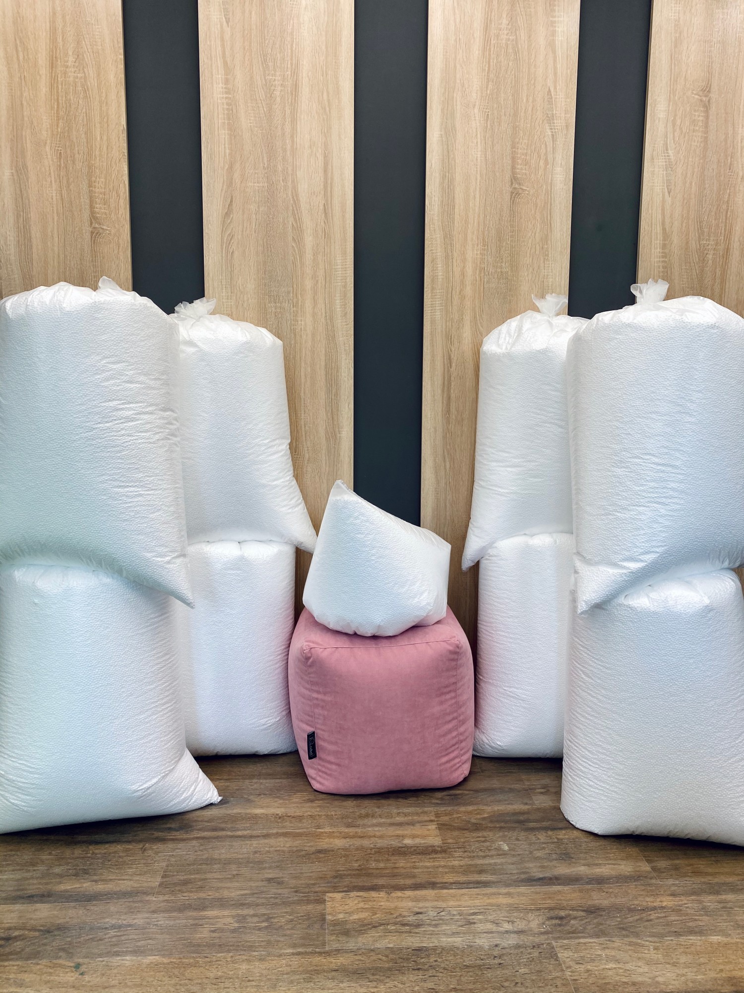 

Наполнитель для Кресло Мешка 830л Студия комфорта. Сертифицированные Пенополистирольные Шарики 2-5мм