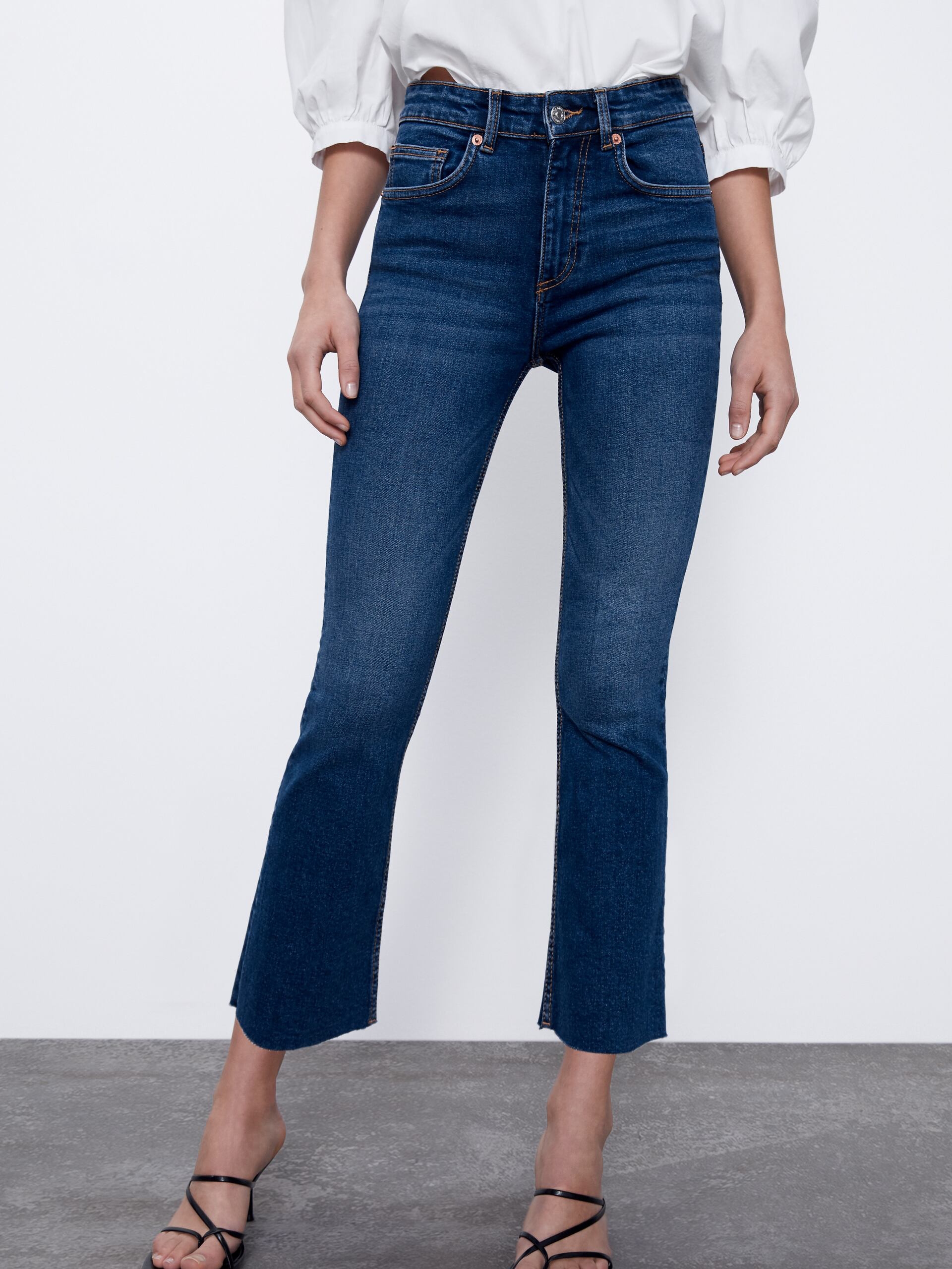 

Джинсы Zara 3643/014/401 36 Синий джинс