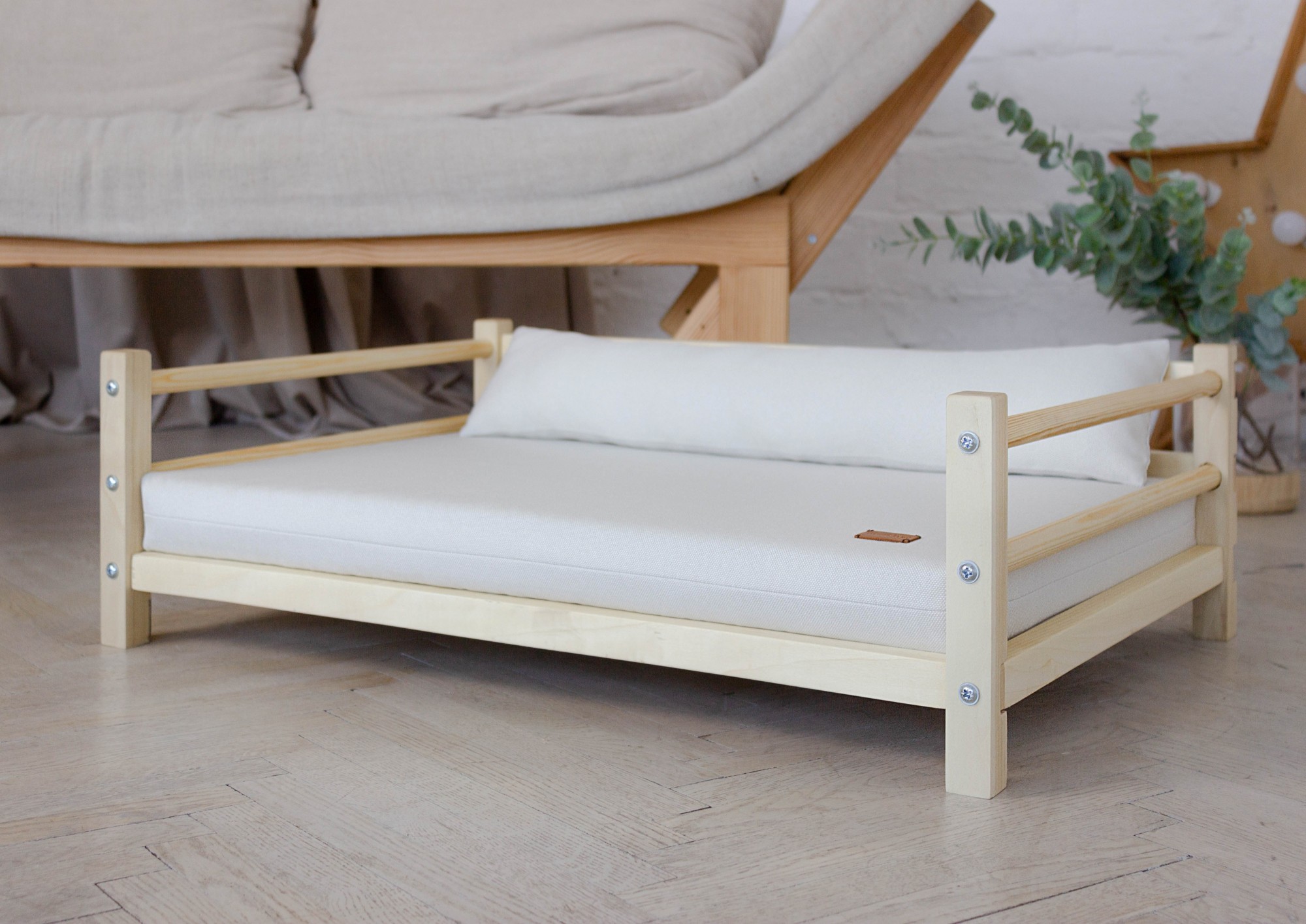 

Лежак для котов и собак Boho 70 x 50 см светлое дерево с белым + подушка