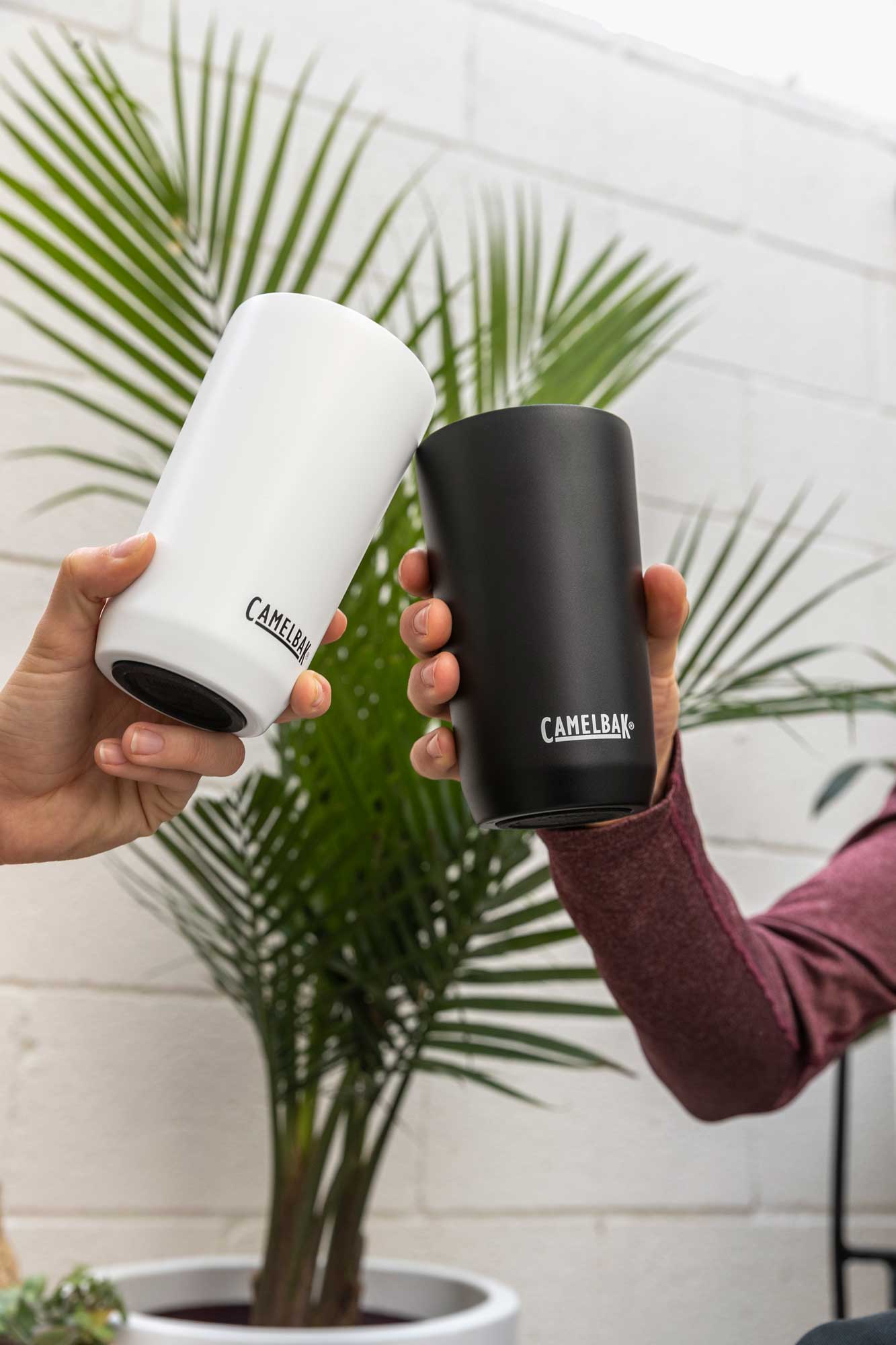 

Термостакан CamelBak Tumbler, SST Vacuum Insulated, 16oz, White (0,5 л)