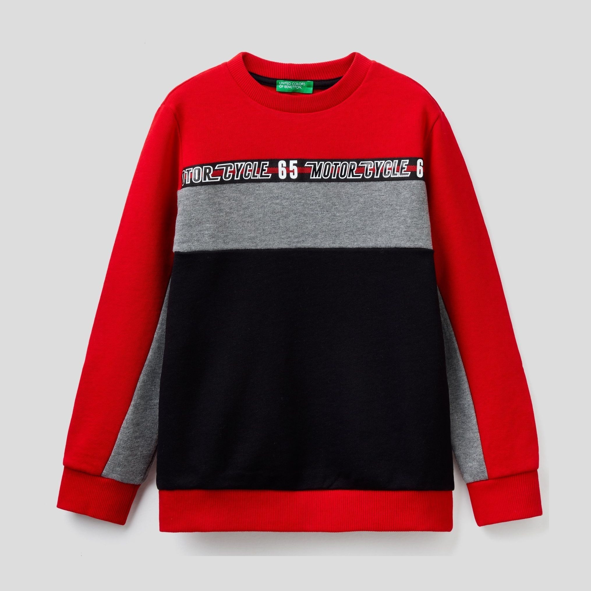 

Свитшот United Colors of Benetton 3J68C15BR.G-015 S 120 см