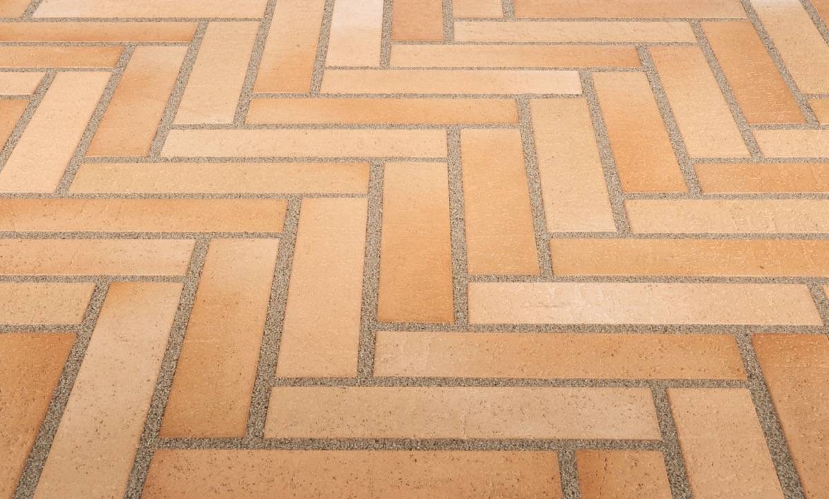 

Клинкерная тротуарная плитка Stroeher 123 beige-bunt 240*52*18 мм