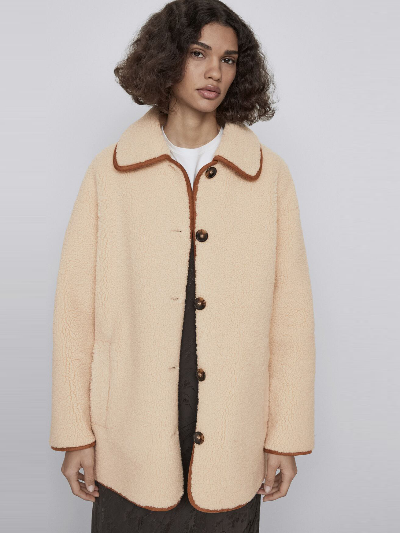 

Полушубок Zara 00086086710 L Бежевый