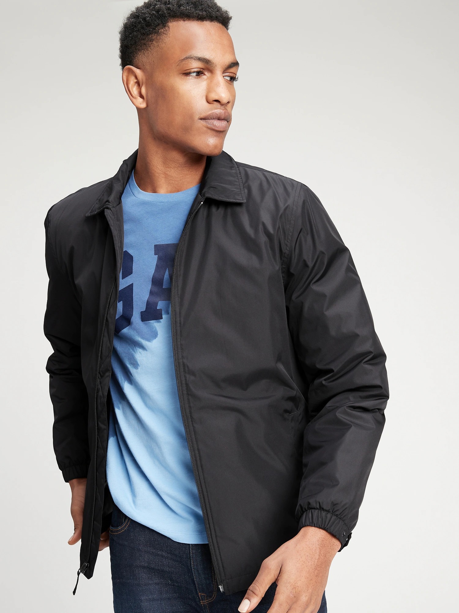 

Куртка GAP 809321591  Черная, Куртка GAP 809321591 L Черная