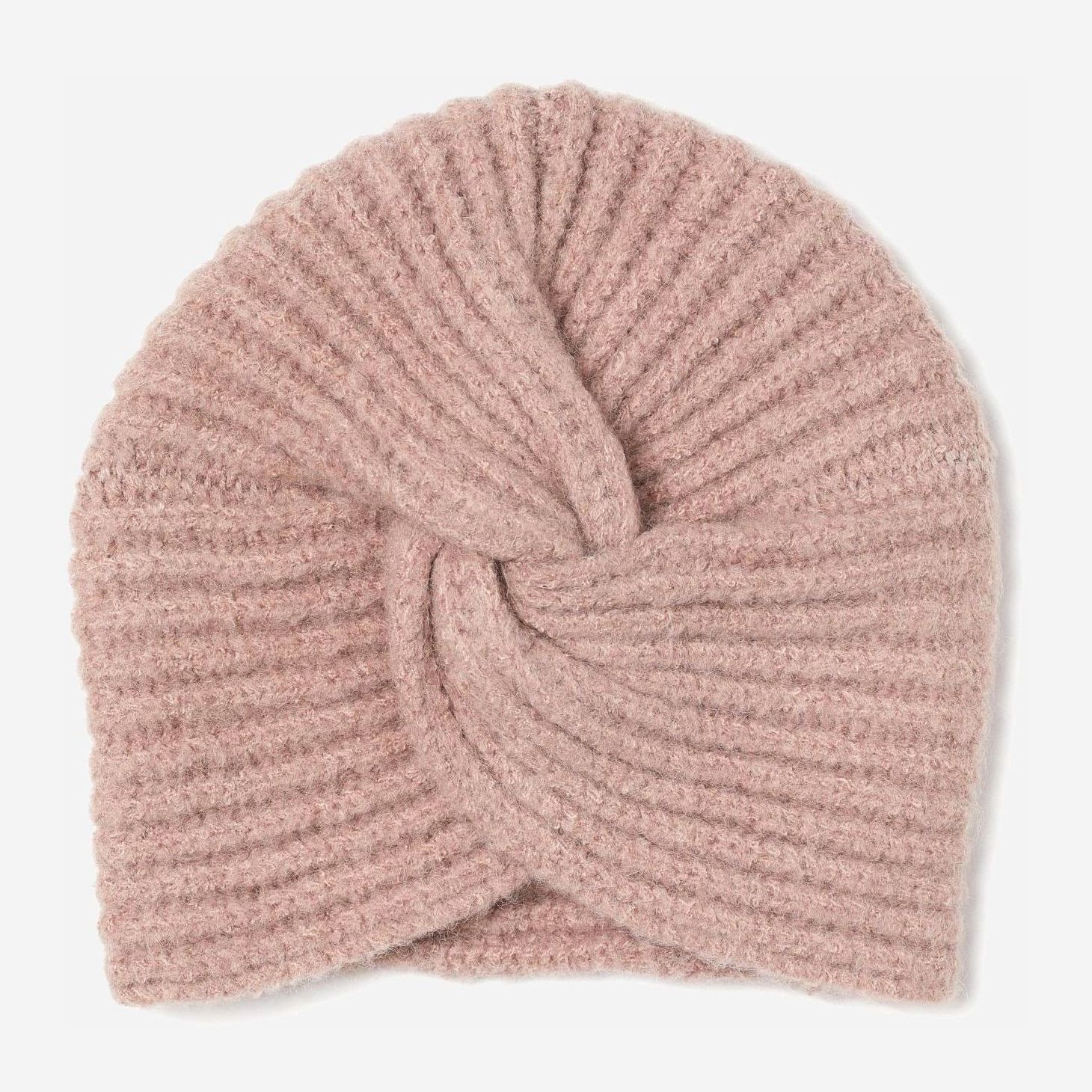 

Шапка H&M 7834930wtr Пудровая