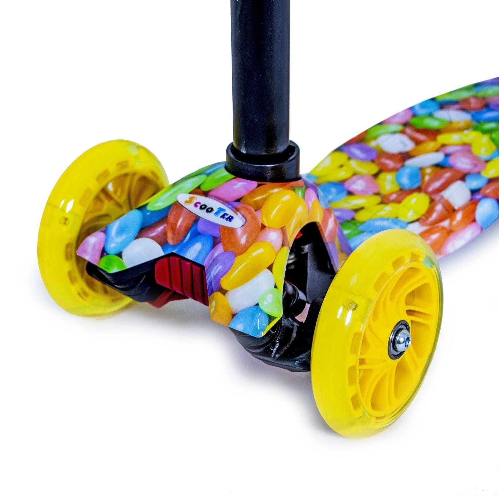 

Самокат детский Maxi Scale Scooter(свет.колеса) Prints Caramel