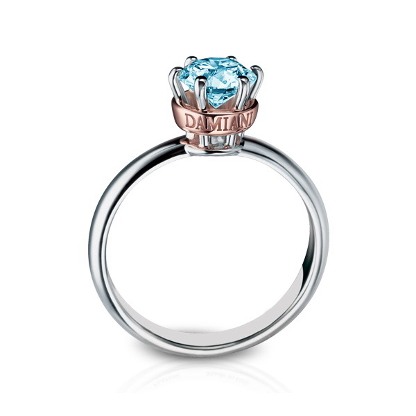 

Золотое кольцо с синим бриллиантом 0,62ct. в комбинированном золоте Diamant Elegance