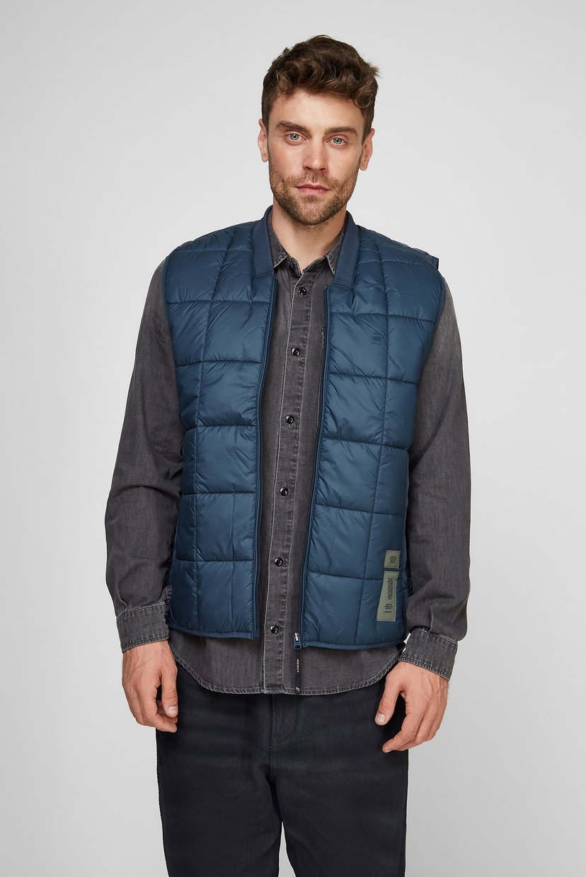 

Мужской синий жилет Meefic sqr quilted vest G-Star RAW  D20127,B958, Мужской синий жилет Meefic sqr quilted vest G-Star RAW S D20127,B958