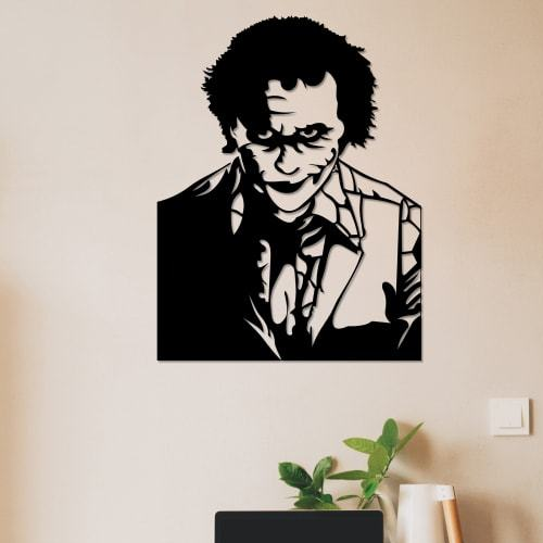 

Деревянная картина - панно Герои кино и мультфильмов Joker 70х91 см