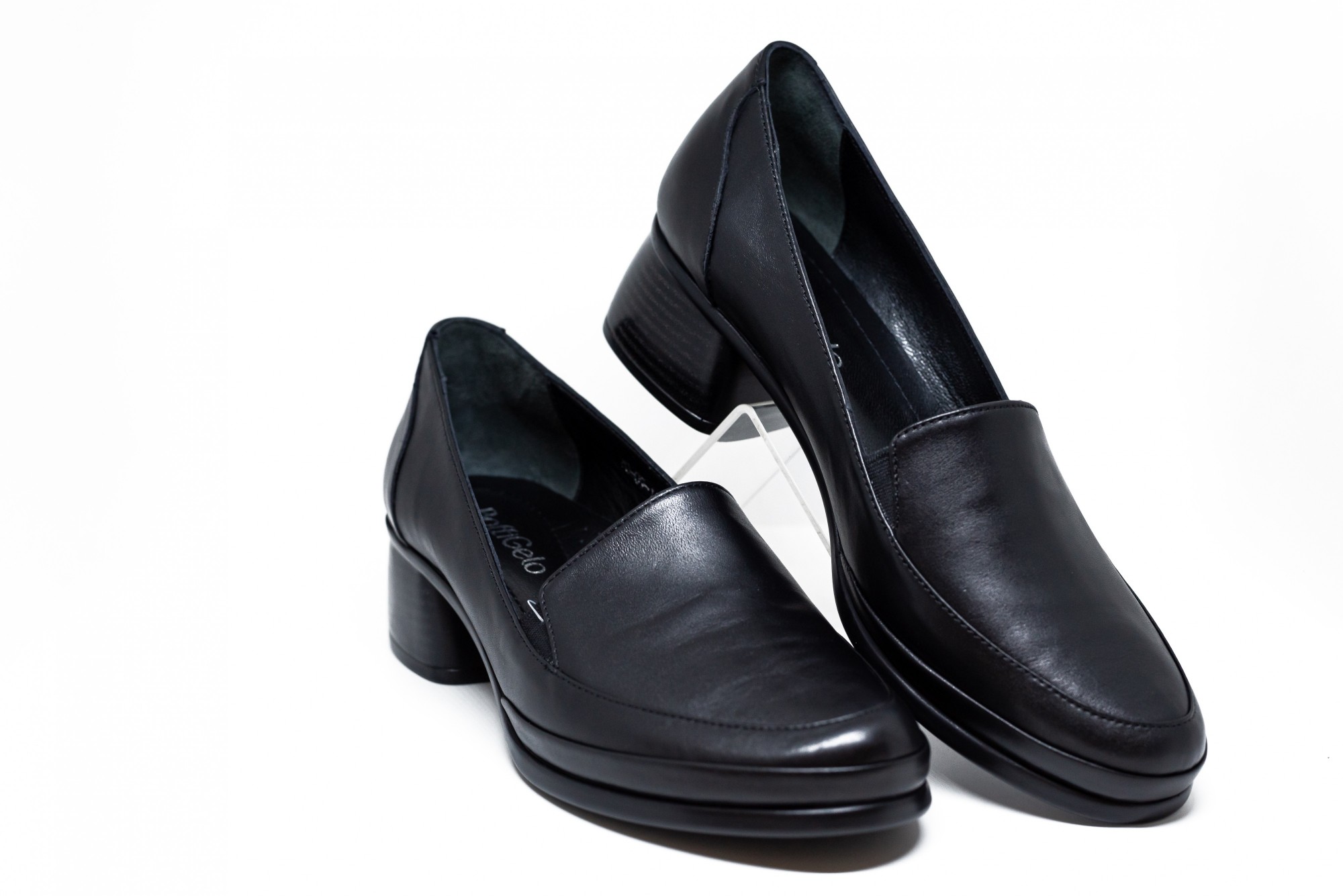 

Туфли Botti Gelo 29914 37 черные