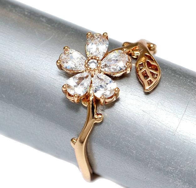 

Кольцо Xuping с цирконами Медицинское золото Позолота 18К Ширина 14 мм. хк-458 Размер 20