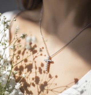 

Серебряное колье с камнями Swarovski Блаженство 6201sw Белый