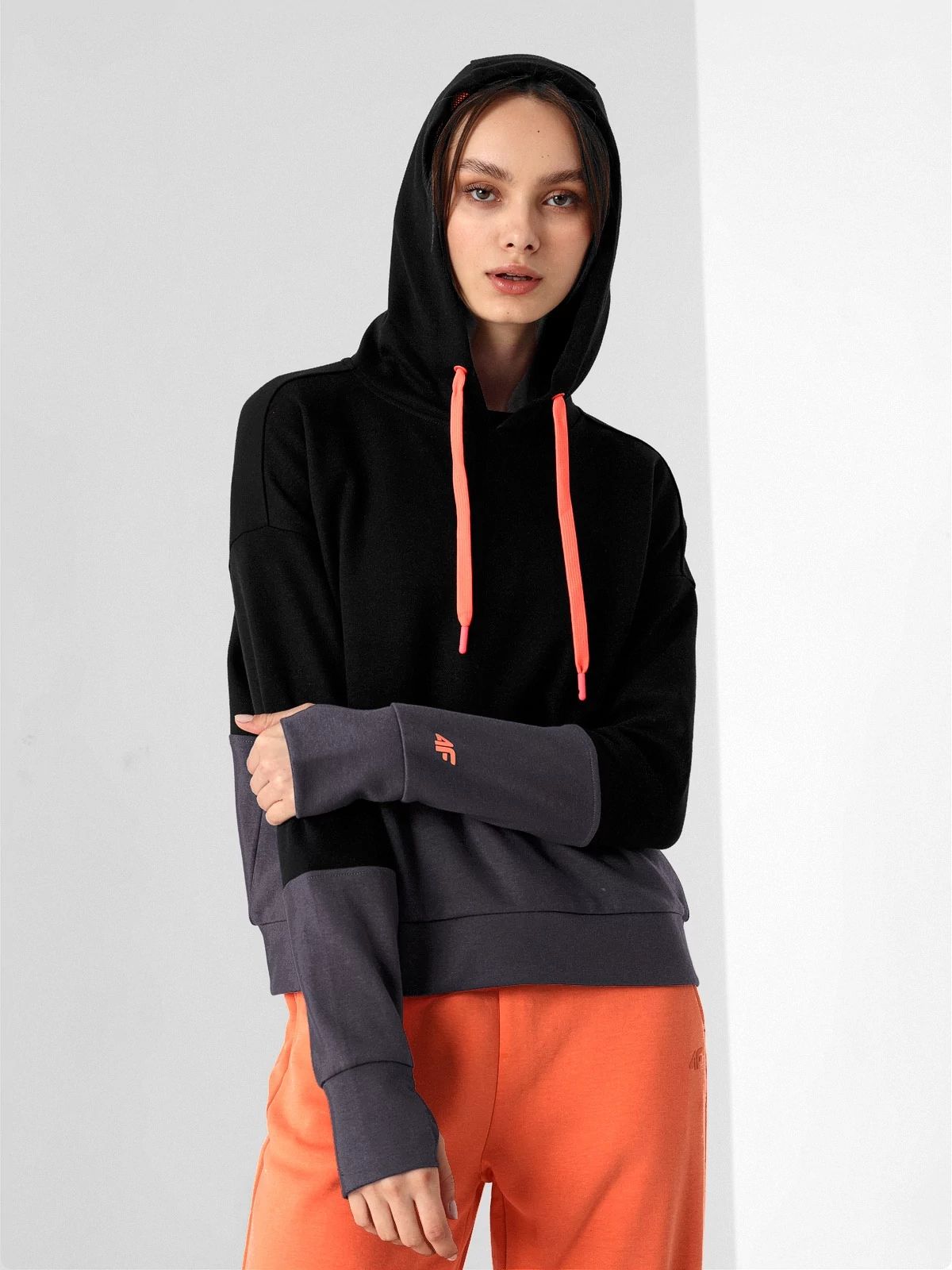 

Худи 4F H4Z21-BLD012 S Deep Black