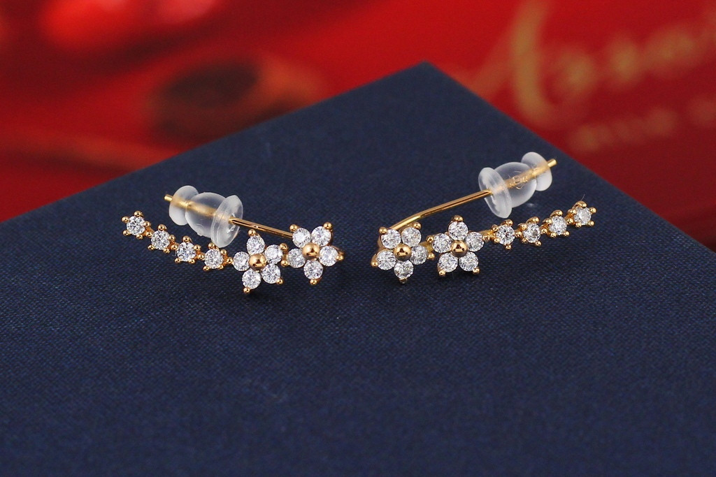 

Серьги каффы Xuping Jewelry цветочки 2,2 см золотистые