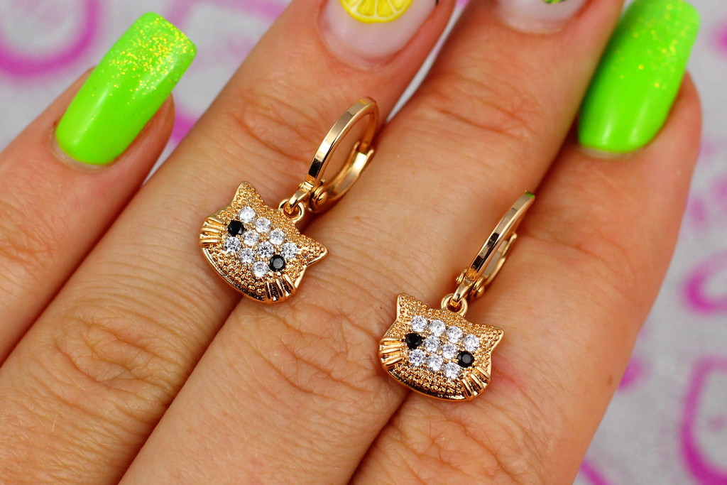 

Серьги подвески Xuping Jewelry хелоу китти 2,2 см золотистые