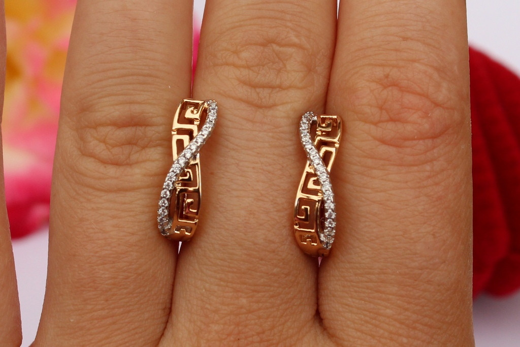 

Серьги Xuping Jewelry восьмерочки с родием с греческим узором 1,8 см золотистые