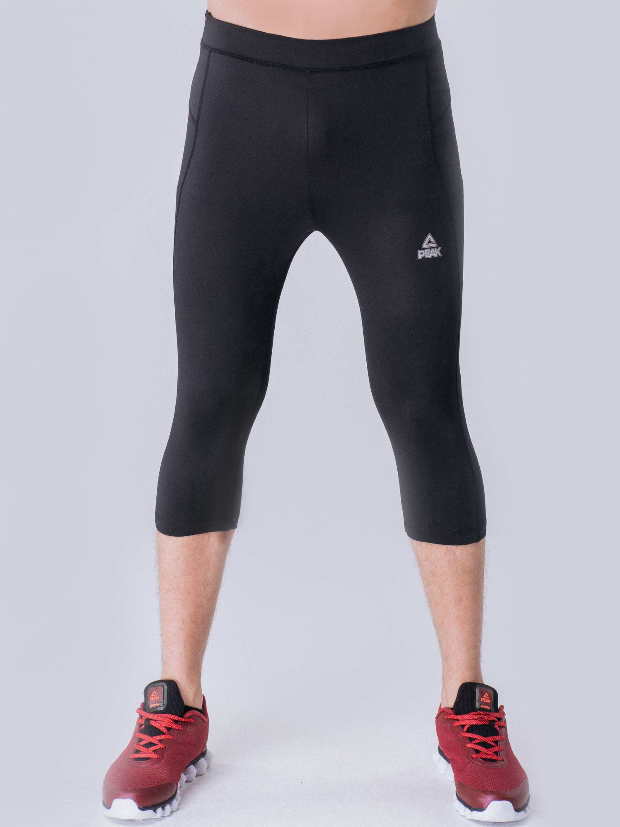 

Спортивные капри PEAK FW39215-BLA S Черные