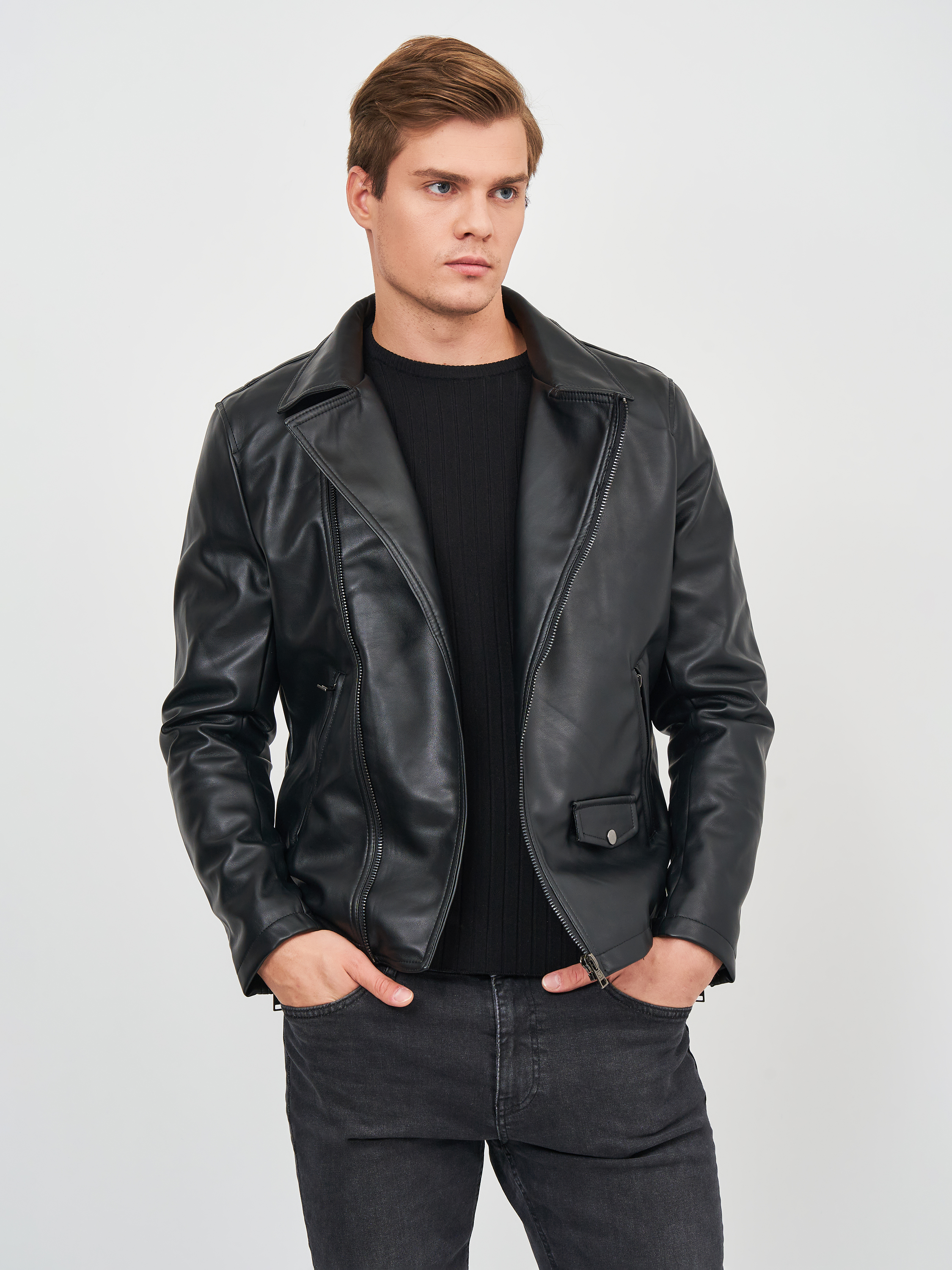 

Куртка из искусственной кожи Pull & Bear 9714/906/800  Черная, Куртка из искусственной кожи Pull & Bear 9714/906/800 S Черная