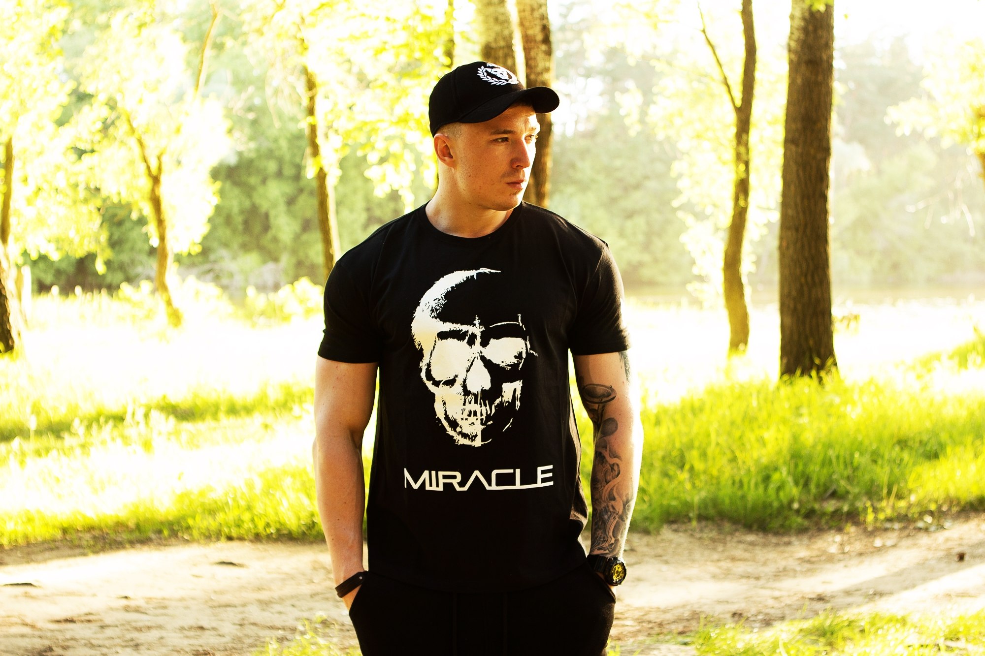 

Футболка Miracle Skull  черная (F05, Футболка Miracle Skull L черная (F05)